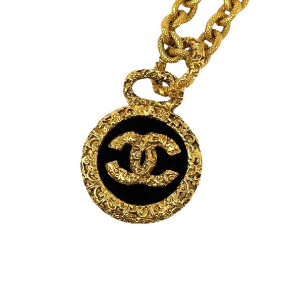 CHANEL Vintage 93A CC Logo Chain Necklace Pendant Gold Black Metal [106385] - Picture 7 of 10